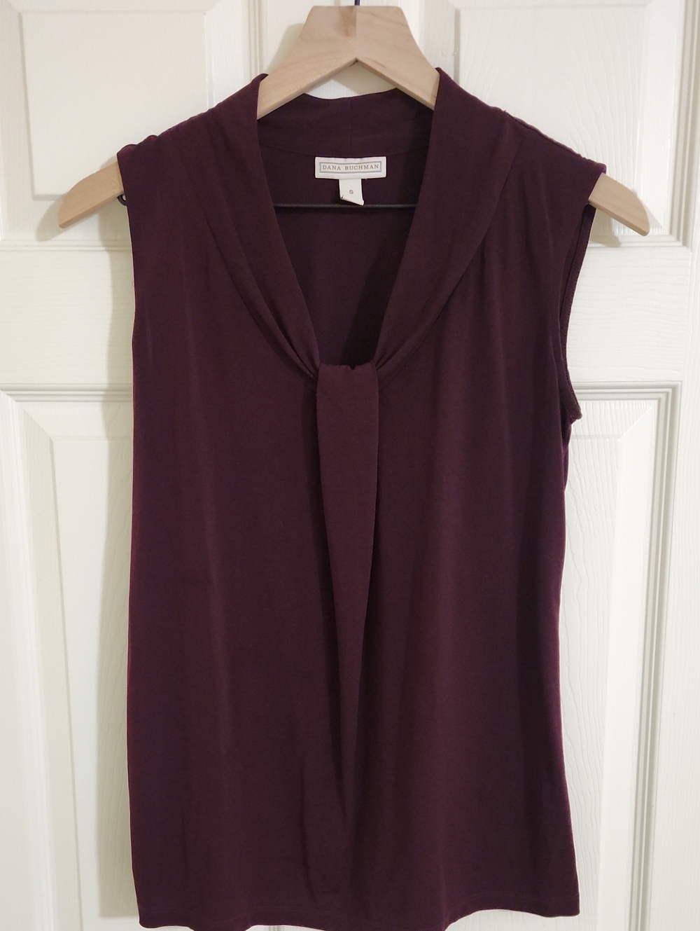 Dana Buchman Sleeveless Twist-Front Camisole in Plum